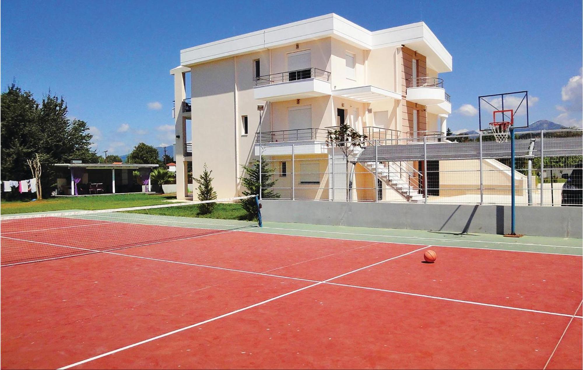 Lovely Home In Preveza With Outdoor Swimming Pool Канали Экстерьер фото